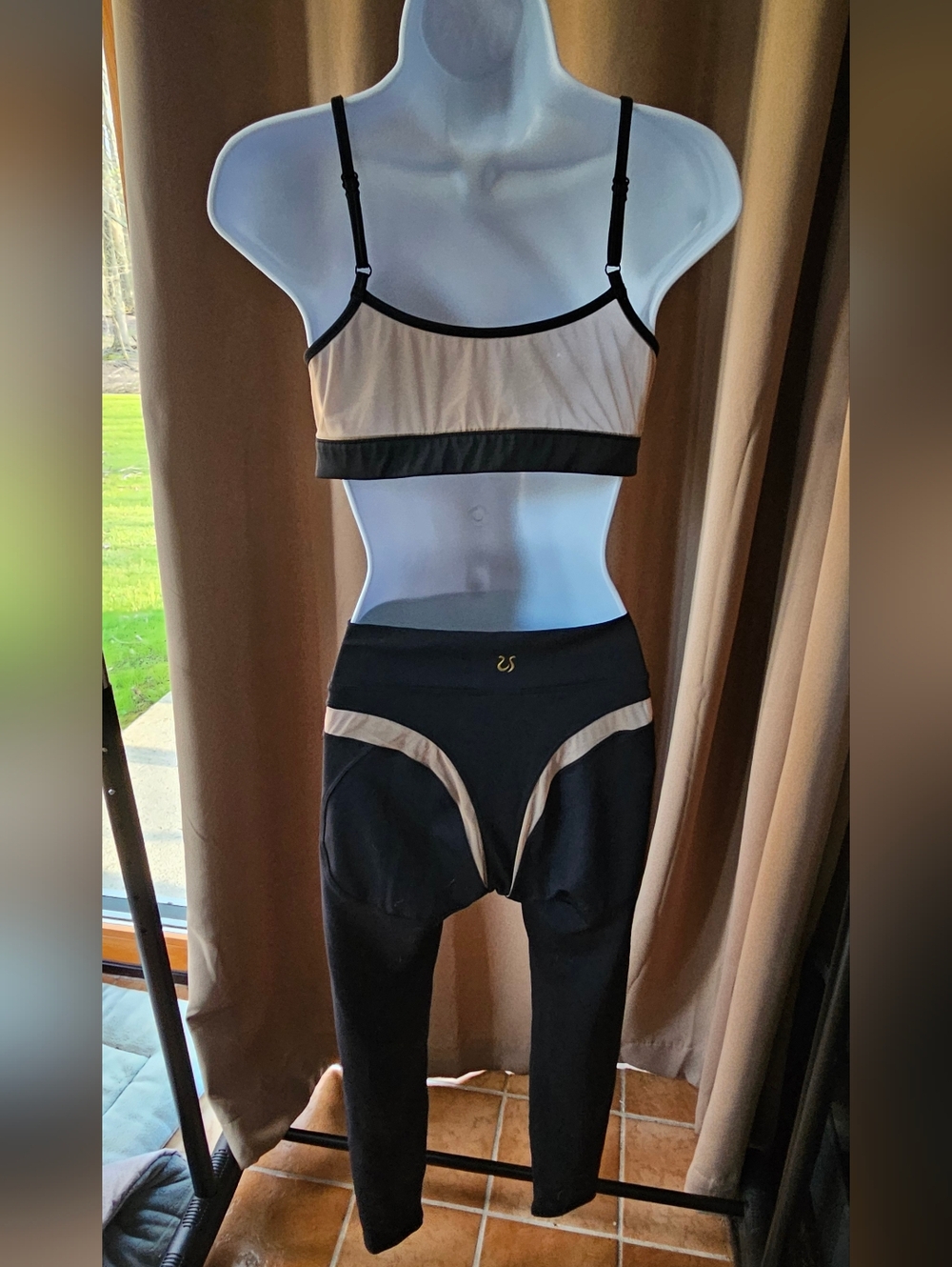 Zasuwa Black Mesh Athletic Set - Picture 5 of 10